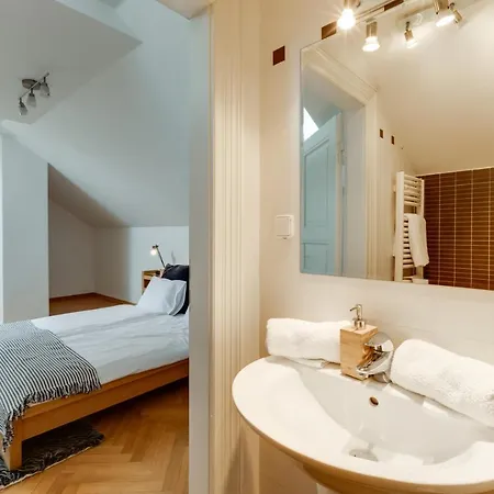 Jt's Bílkova Str. Hotel *