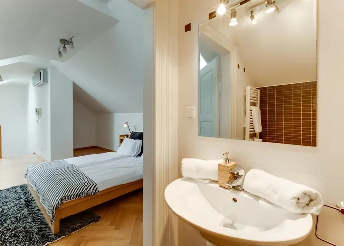 Jt's Bilkova Str. Hotell *